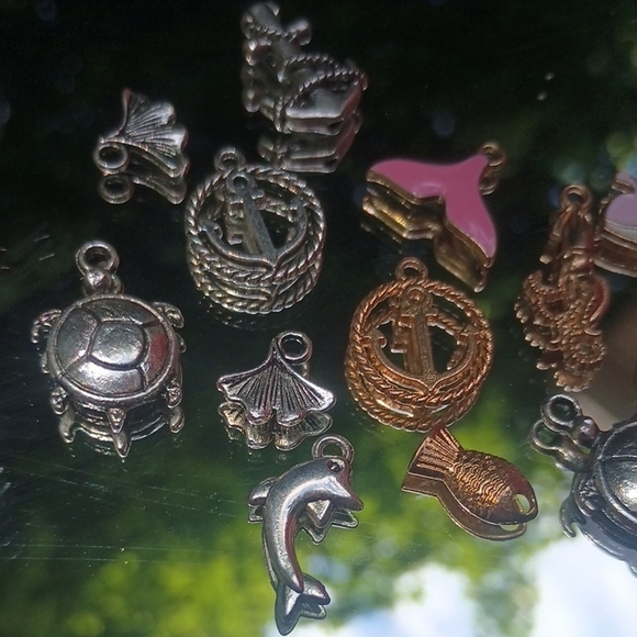 🦝 Sea Life Charms - Picture 5 of 5